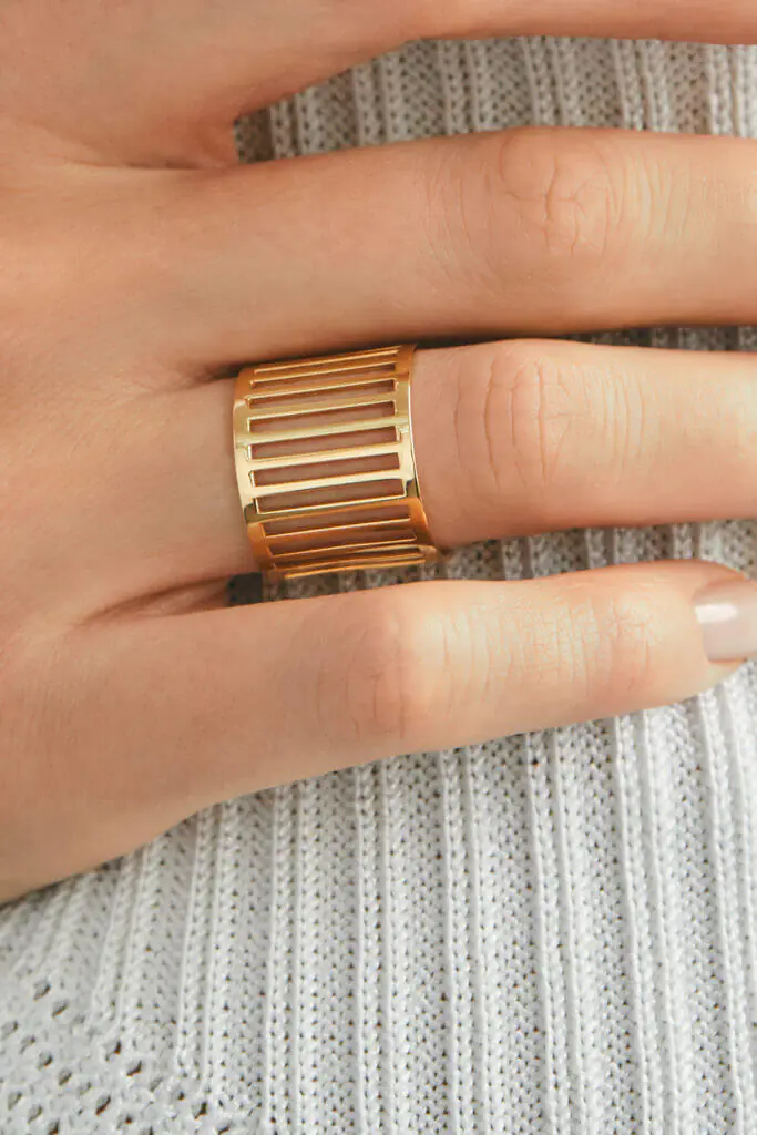 Rings Wide Striped Ring, yellow gold available online with expert craftsmanship